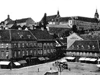 Trg bana Jelačića 1875. godine. Kuća Stanković.jpg